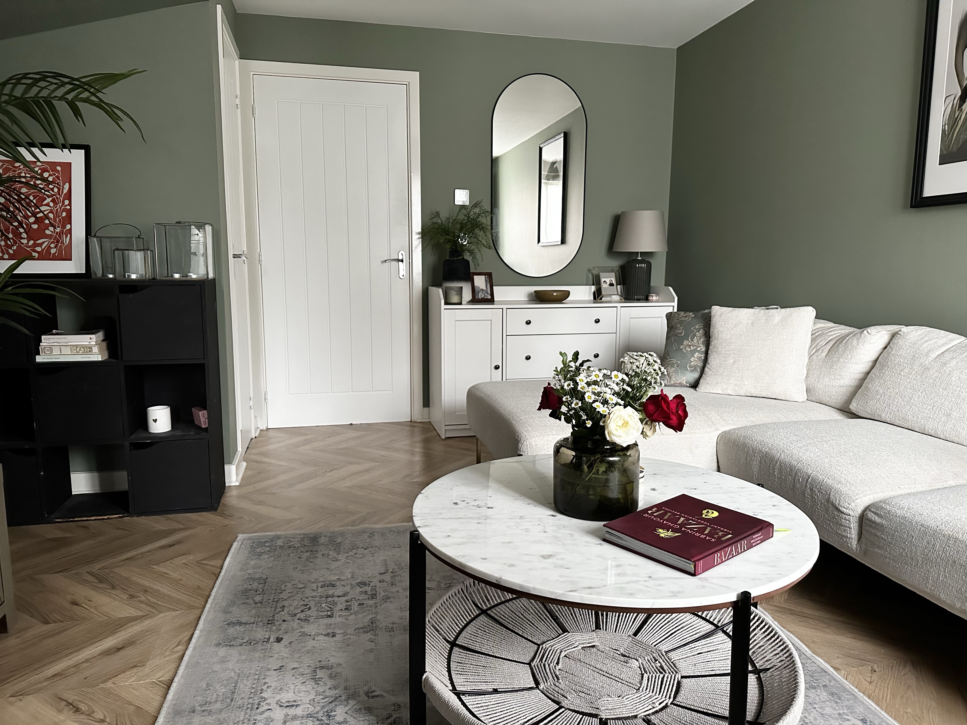 32 Gorgeous Olive Green living room ideas